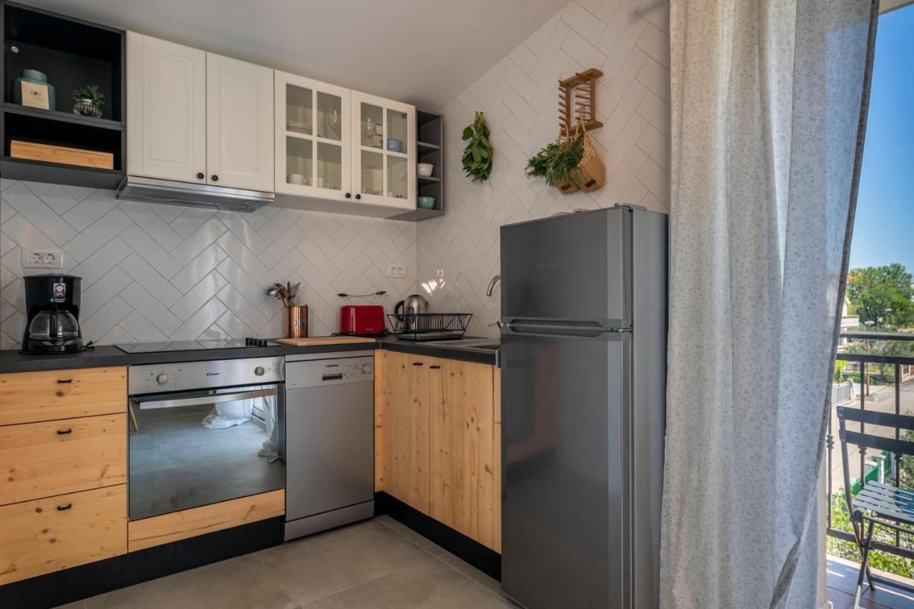 Charming Tale Apartments Modun19 Пировац Экстерьер фото