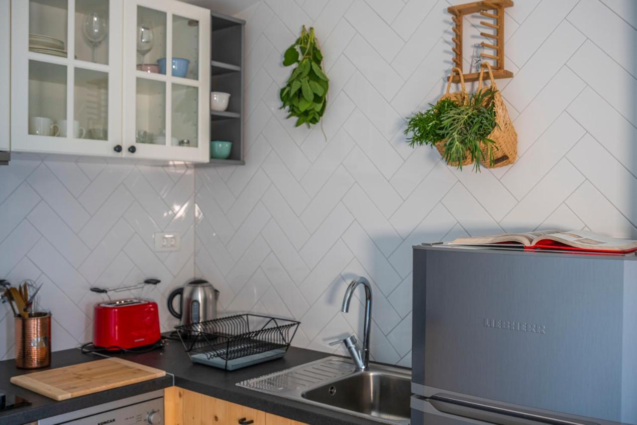Charming Tale Apartments Modun19 Пировац Экстерьер фото