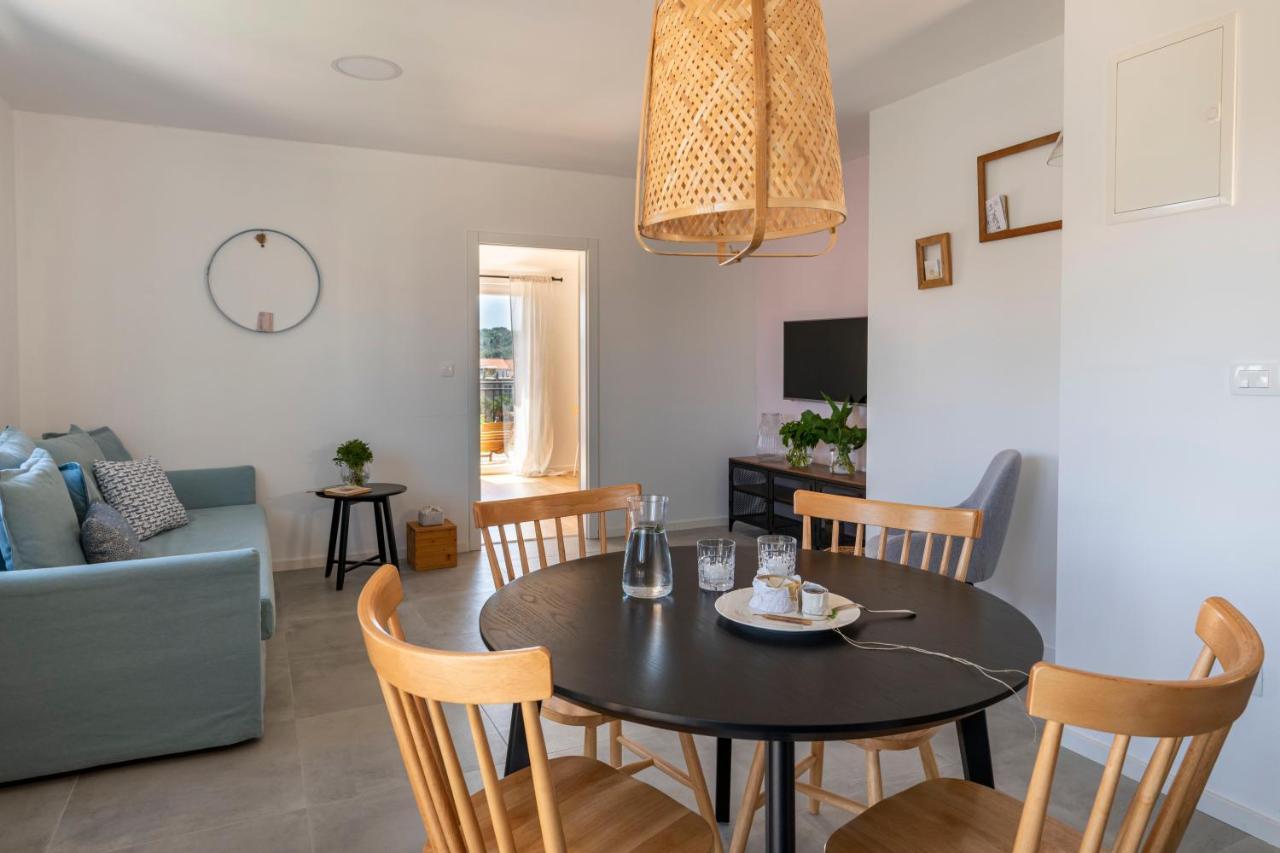 Charming Tale Apartments Modun19 Пировац Экстерьер фото